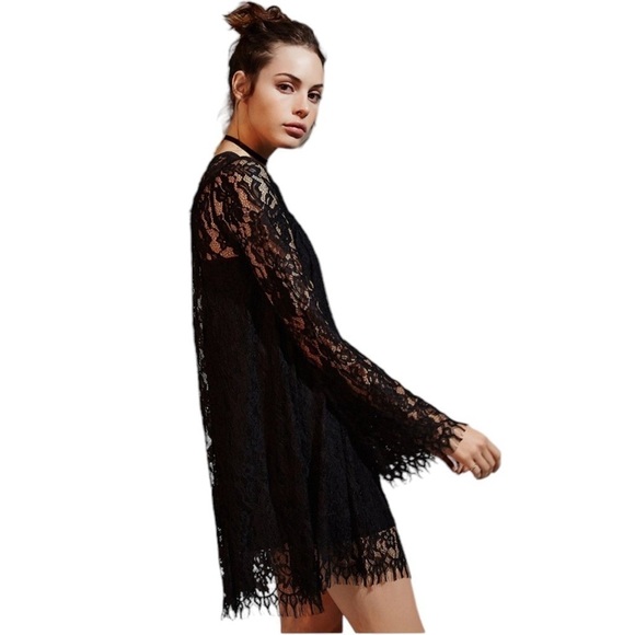 Kimchi Blue Floral Lace Long Sleeve Mini Dress. Fringe Hem. Black Size S #971 - Picture 5 of 9